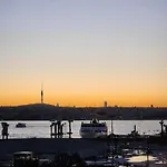Stunning 1br W Sea View Close To Galataport ! *
